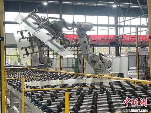 聚焦中國高質(zhì)量發(fā)展 中國 千年鹽都 自貢的轉(zhuǎn)型之路 從制鹽到造無人機(jī) 做新材料